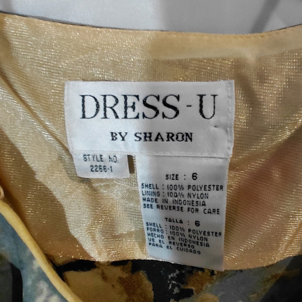 Elegant Multicolor Camisole with Lace Trim - Picture 9 of 11